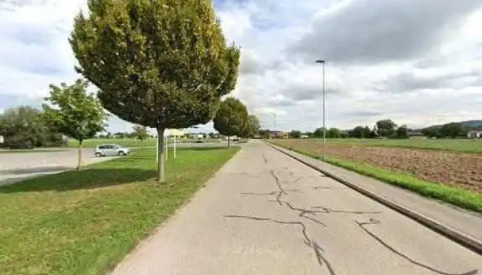 Agrola -  Street View 360deg Fotos - Payerne