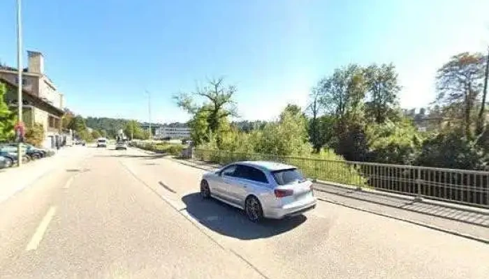 Auto Style Kotaich Street View 360deg Fotos - Zwingen