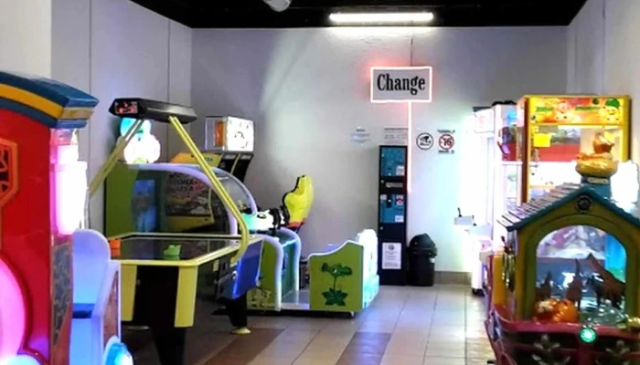 Autogrill -  Lully 14 - Lully
