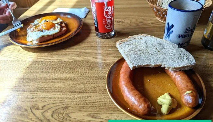 Bergrestaurant Chambersberg -  Essen Und Trinken - Eptingen