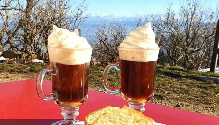 Bergwirtschaft Hofbergli -  Essen Und Trinken - Günsberg