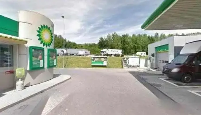 Bp -  Street View 360deg Fotos - Lully