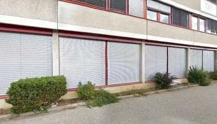 Carrosserie De Lavenir Antonio Esperon Street View 360deg Fotos - Givisiez