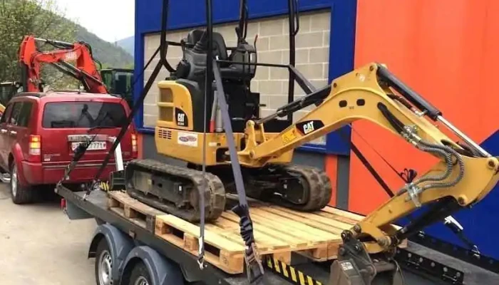 Cb Automotive Snc - Iragna