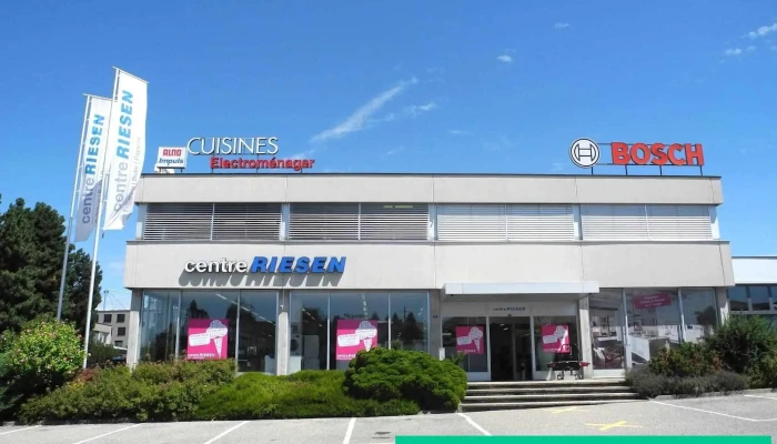 Centre Riesen Sa -  Vom Inhaber - Granges-paccot