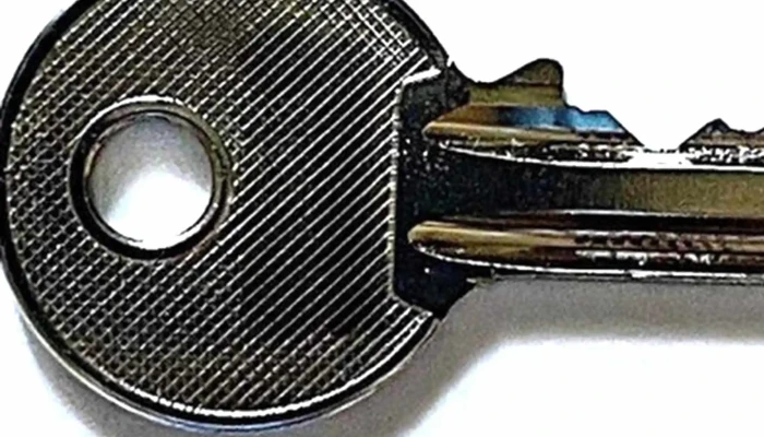 Chiavi Auto -  Schlusselduplikationsdienst - Cadenazzo