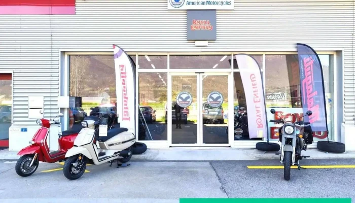 Custom Garage American Motorcycles & Royal Enfield & Lambretta - Camorino