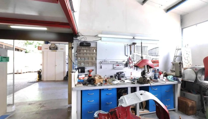 Cypres Eddi Bugatti Street View 360deg Fotos - Muttenz