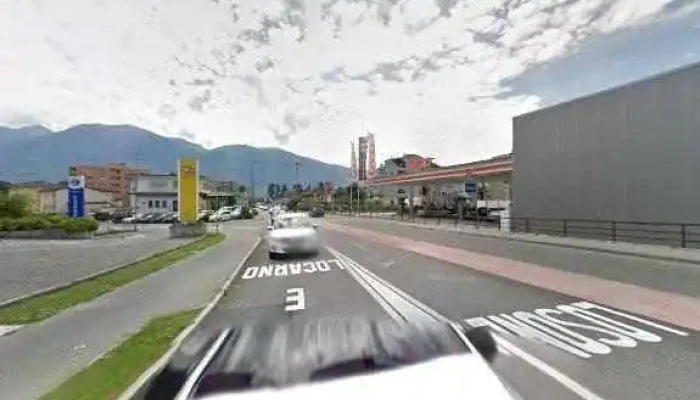 Desa Autoglass Ag -  Street View 360deg Fotos - Losone