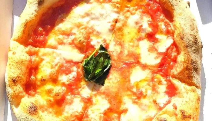 Diametro 31 Pizza E Fritti Dautore Essen Und Trinken - Lugano