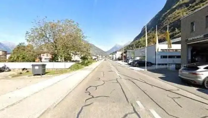 Driver Center Agom Biasca -  Street View 360deg Fotos - Biasca