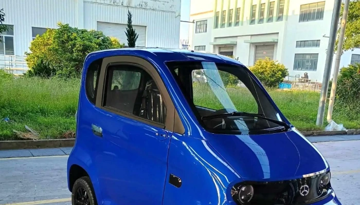 E -  Motors Schweiz Gmbh E - lektro Roller E - lektro Scooter E - lektro Auto Motorradgeschaft - Reinach