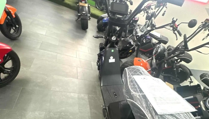 Easymotors Schweiz Elektroroller Elektro Scooter Elektro Fahrzeug Aktion - Basel