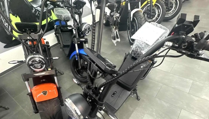 Easymotors Schweiz Elektroroller Elektro Scooter Elektro Fahrzeug Katalog - Basel