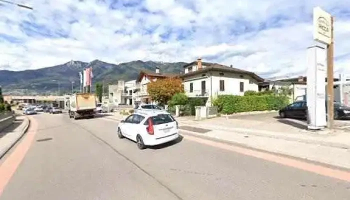 Elettrautoch Street View 360deg Fotos - Cadenazzo