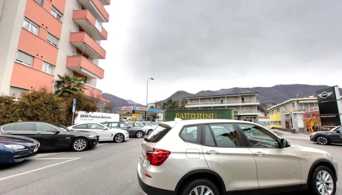 Emil Frey Balerna Mini Street View 360deg Fotos - Chiasso