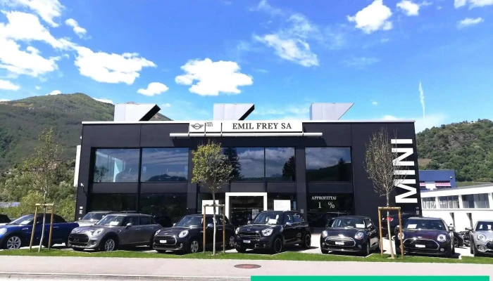 Emil Frey Lamone -  Autohaus - Lamone