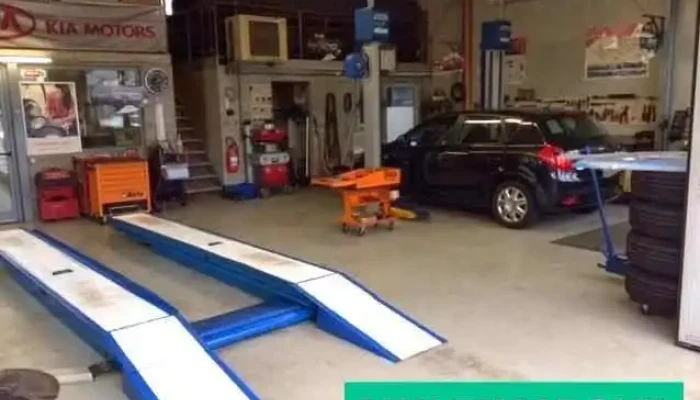 Garage Di Martino Sagl -  Werkstatt - Magadino