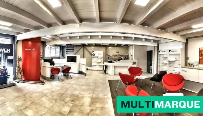 Garage Golena Sa -    Centro Toyota Bellinzona Innenansichten - Arbedo-castione