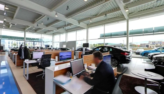 Garage Hollenstein -    Bmw Mini Center Alle - Aesch