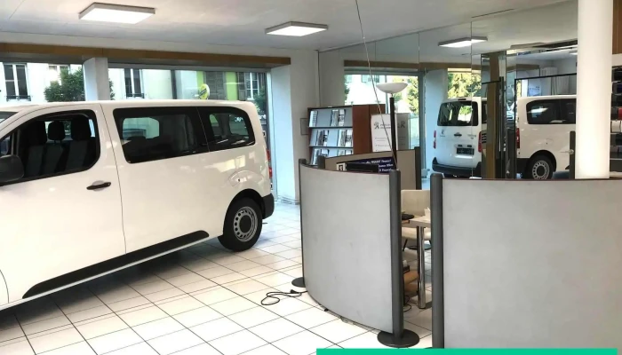 Garage Moderne Sa -    Peugeot Innenansichten - Bulle