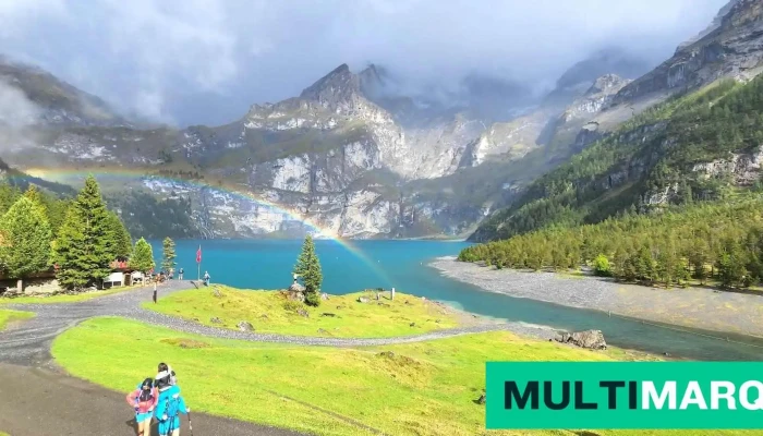 Gondelbahn Oeschinensee Parkplatz - Schweiz