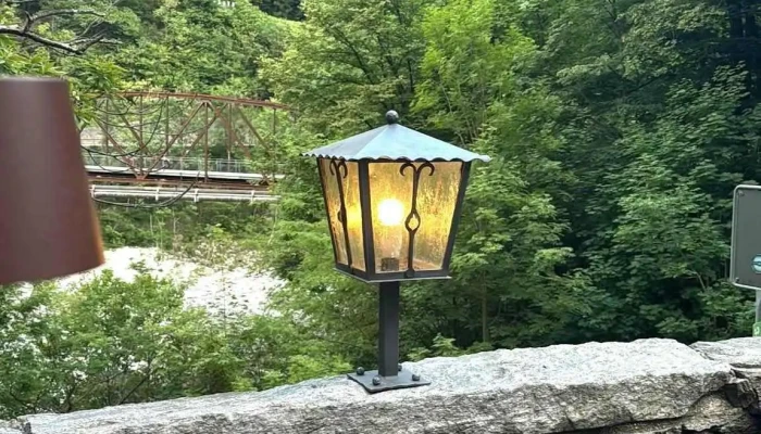 Grotto America -  Neueste - Ponte Brolla, Tegna