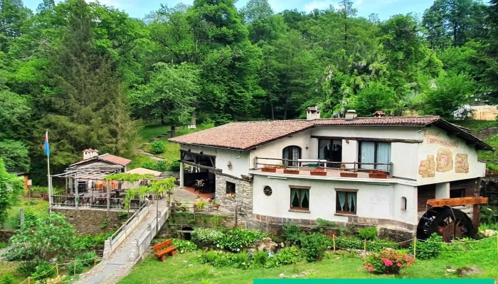 Grotto Mulin Di Cioss Vom Inhaber - Arcegno