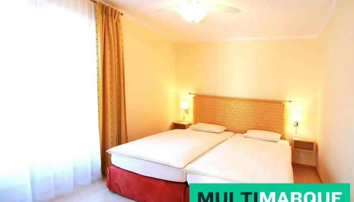 Hotel Garni Golf -  Zimmer - Ascona