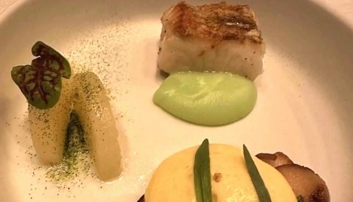 Im Ackermannshof -    Restaurant Bar Katalog - Basel