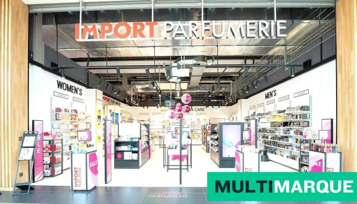 Import Parfumerie Villars Sur Glane Centre Innenansichten - Villars-sur-glâne