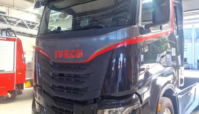 Iveco Schweiz Ag   Filiale Hendschiken Lastkraftwagen - Hendschiken