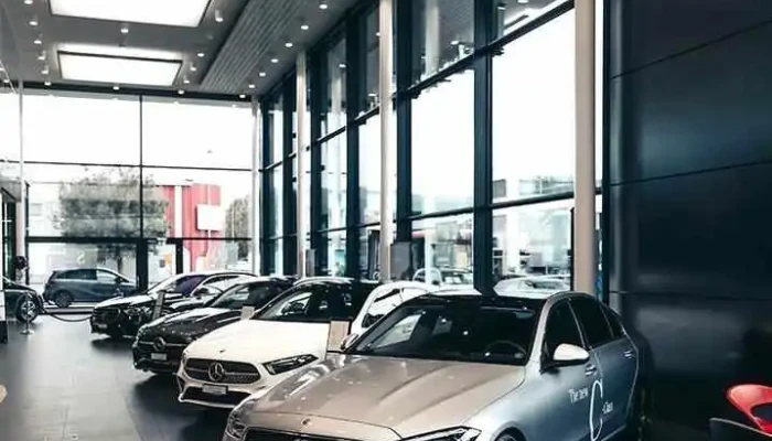 Kestenholz Automobil Ag Pw Center Oberwil Mercedes Benz Innenansichten - Oberwil