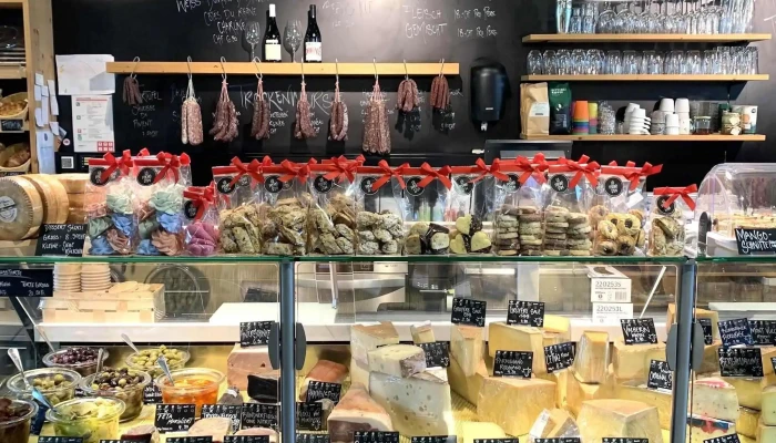 La Ferme 1794 -  Bio Hofladen Mit Bistro Cafe Und Eventraumen Murten 11 - Murten