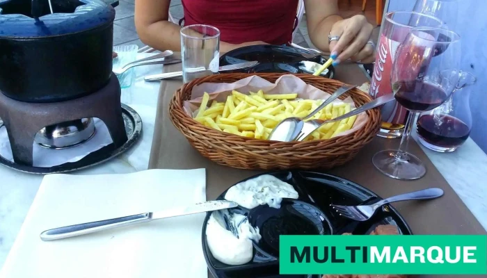 La Poularde -  Pommes Frites - Romont