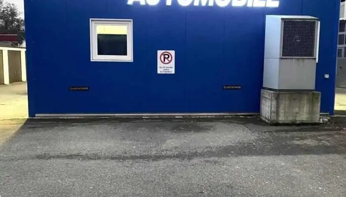 Lenzo Automobile -  Aussenbereich - Lenzburg