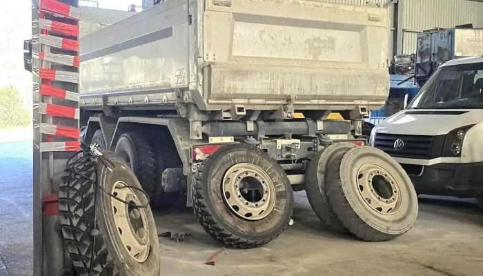 Lkw Reifen Mobil -    Schiliro Auto Service Gmbh Vom Inhaber - Pratteln