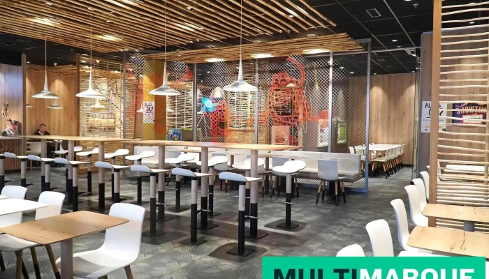 Mcdonalds Restaurant Atmosphare - Pratteln