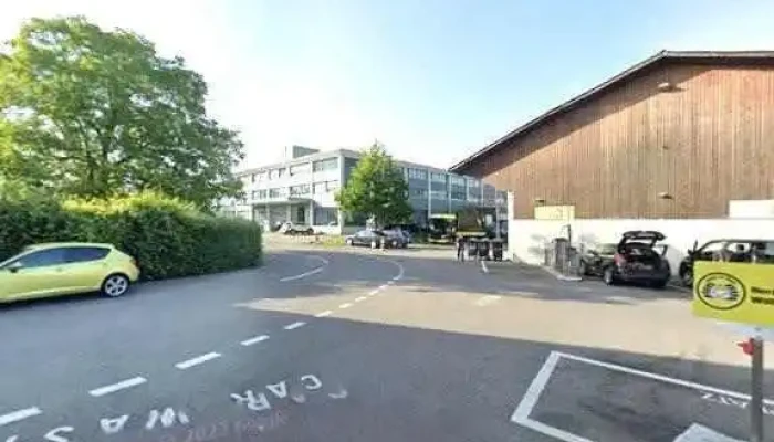 Motomotto Street View 360deg Fotos - Hünenberg