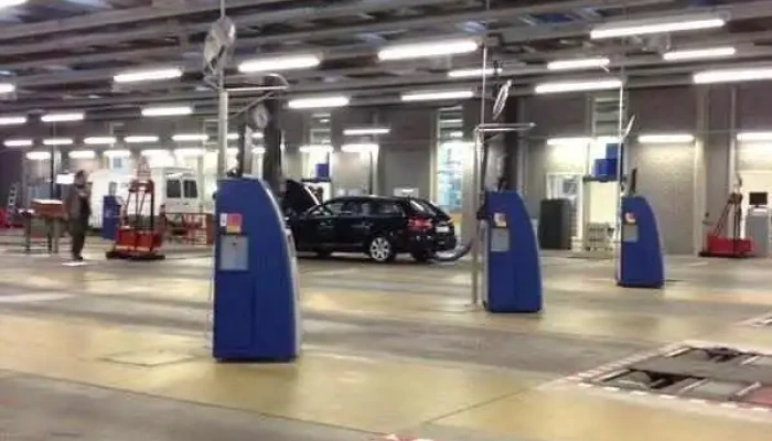 Motorfahrzeug -  Prufstation Beider Basel Vom Inhaber - Münchenstein