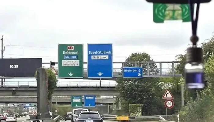 Motorfahrzeug-Prüfstation - Münchenstein