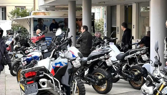 Motorrad Hollenstein -  Vom Inhaber - Binningen