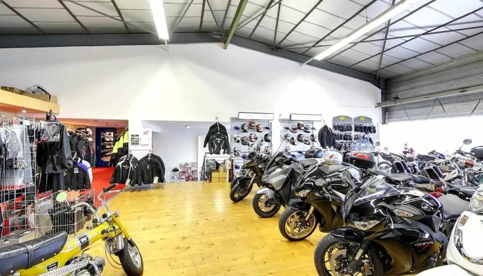 Motos -    Gaz Sa Street View 360deg Fotos - Granges-paccot