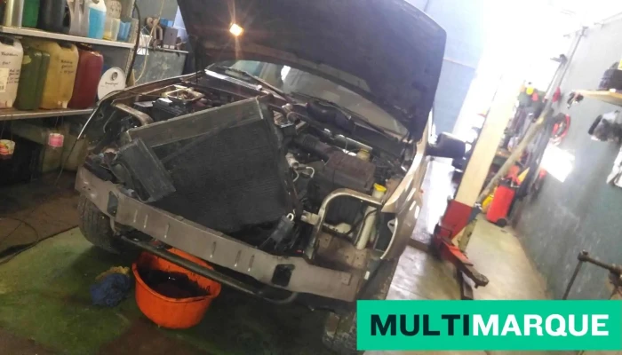 Peters Garage -  Werkstatt - Oberentfelden