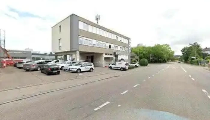 Pneu Egger -  Street View 360deg Fotos - Münchenstein