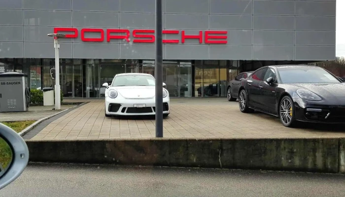 Porsche Gebrauchtwagen Zentrum Basel Nef Sportwagen Ag In Meiner Nahe - Frenkendorf
