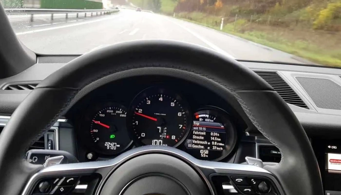 Porsche Gebrauchtwagen Zentrum Basel Nef Sportwagen Ag Telefon - Frenkendorf
