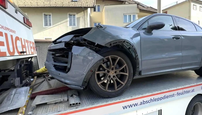 Porsche Zentrum Basel Nef Sportwagen Ag Videos - Münchenstein