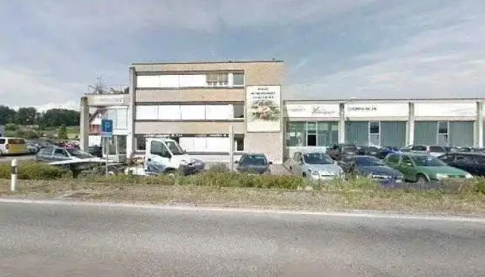 Remund Ag Carrosserie Und Werbetechnik Buchslen 5 - Büchslen
