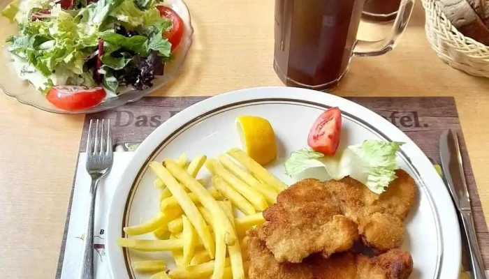 Restaurant Berghaus Oberbolchen Essen Und Trinken - Eptingen